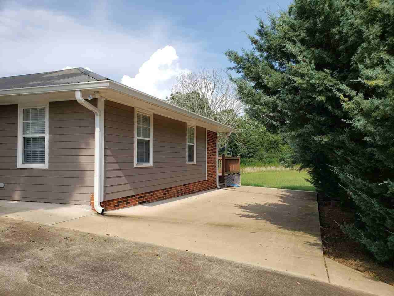 2156 County Road 288 - Photo 2 of 17