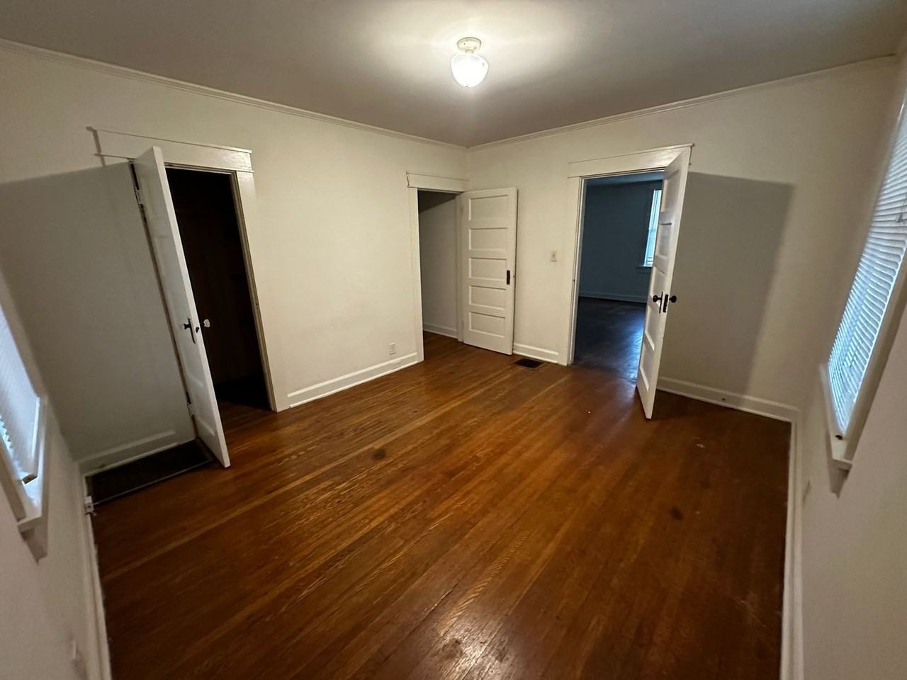 514 South Washington Street - Photo 3 of 9