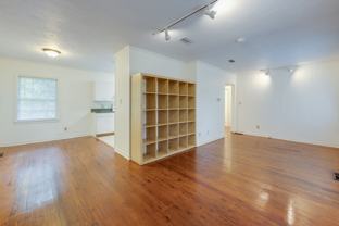1922 S Meridian St - Photo 1 of 1