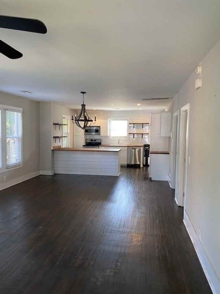 407 S 16th St - Photo 7 of 32