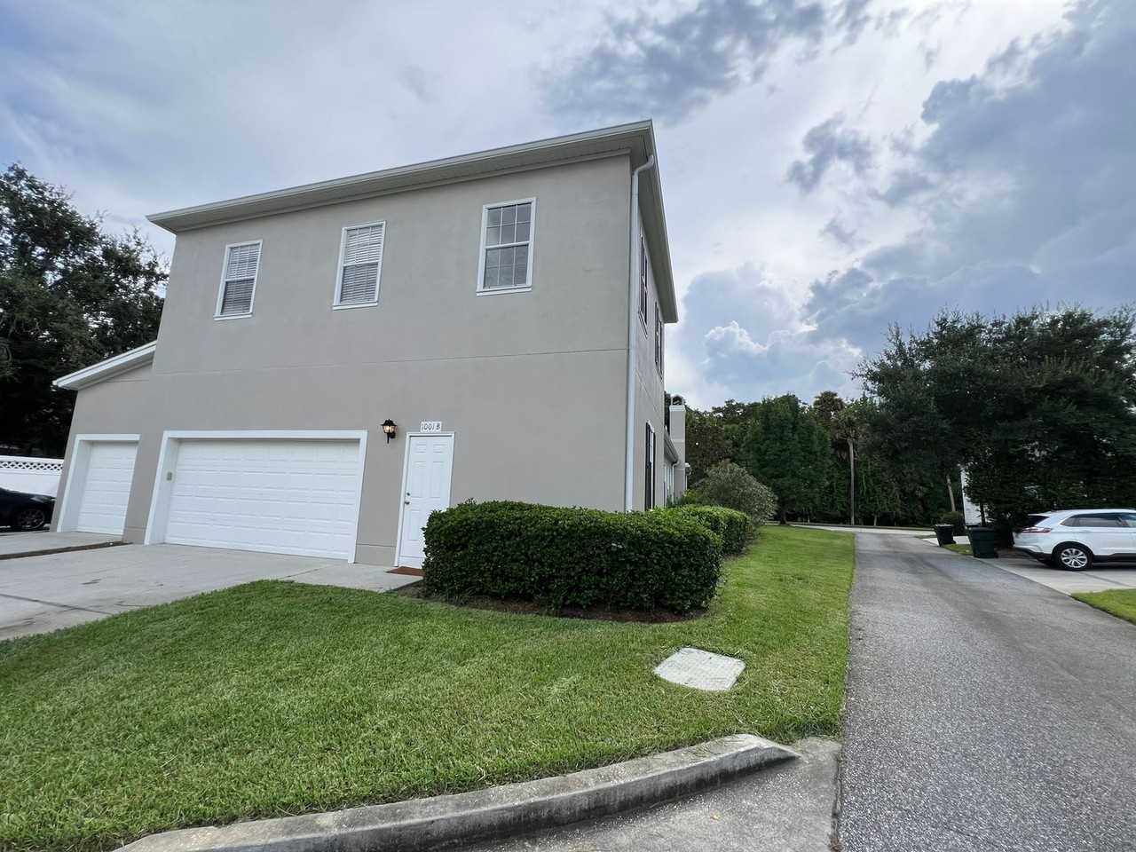 1001 Oak Pond Dr - Photo 3 of 12