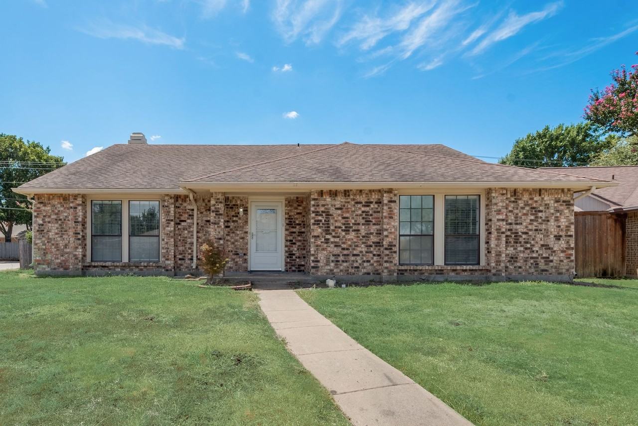 2930 Dukeswood Dr - Photo 2 of 22