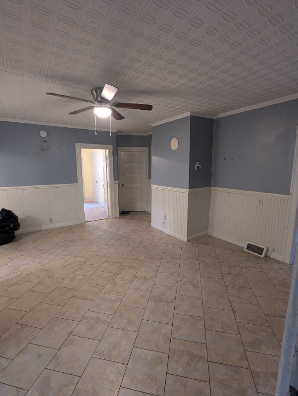 562 Hevey St #1 - Photo 3 of 21