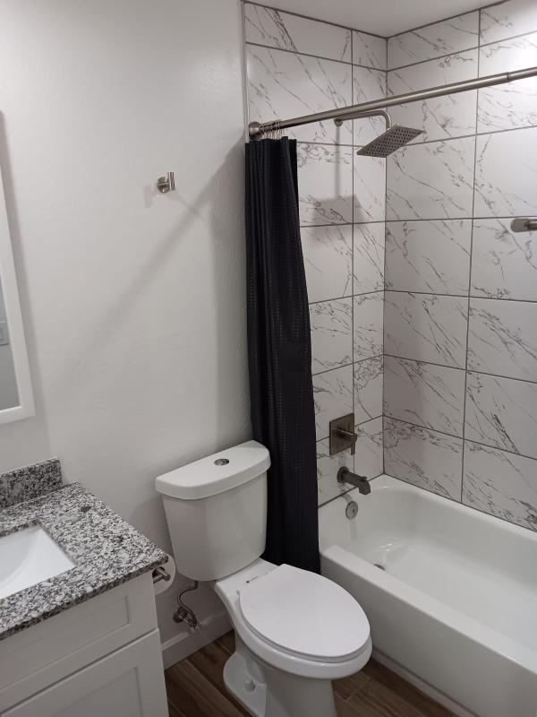 2138 W Madison St - Photo 6 of 10