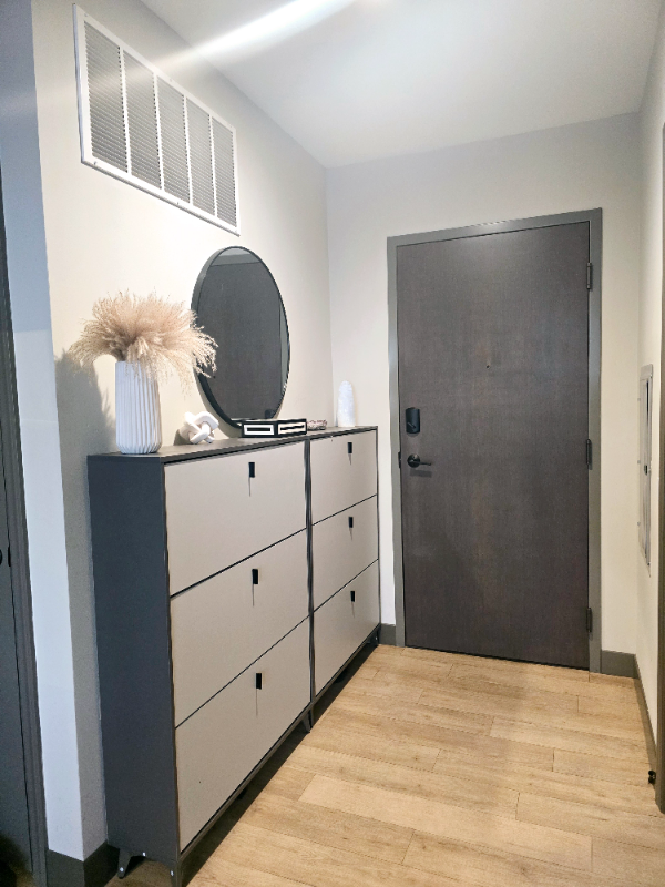 80 E Rich St - Photo 2 of 20