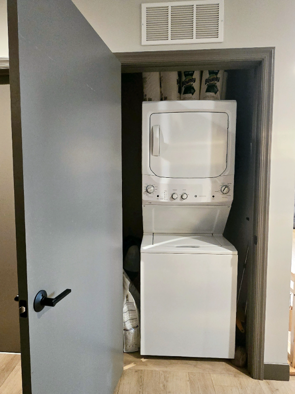 80 E Rich St - Photo 3 of 20