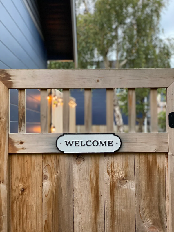 1210 Adamson Ct - Photo 2 of 15