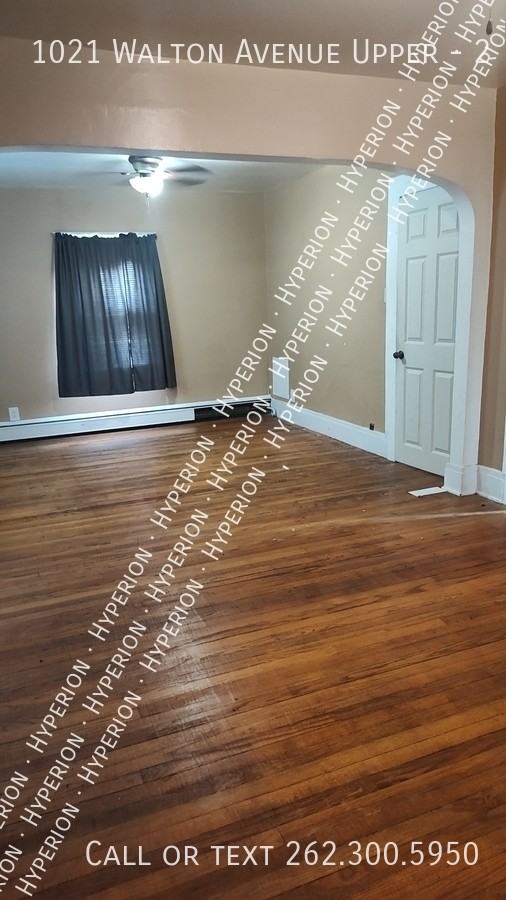 1021 Walton Ave Uppr #2 - Photo 2 of 6