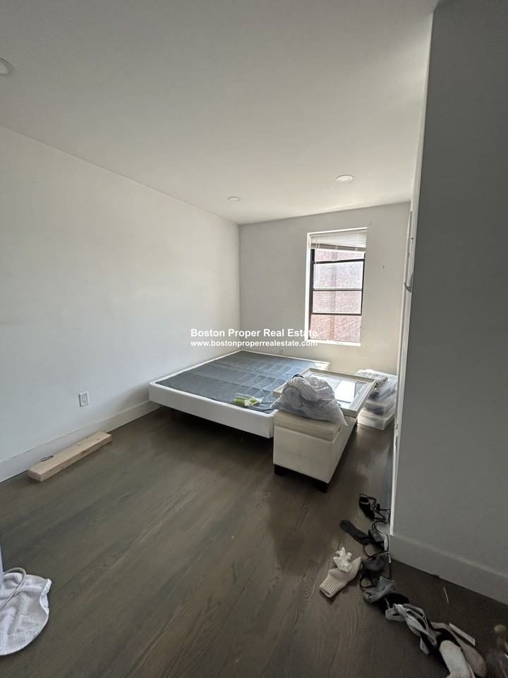 44 Joy St #8K - Photo 3 of 7