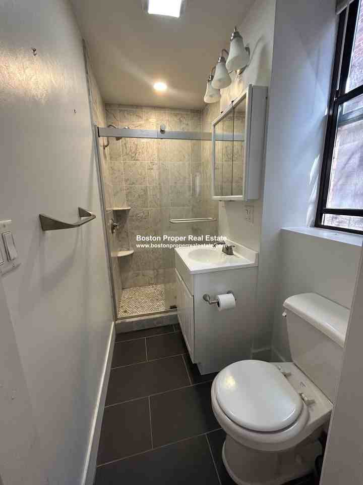 44 Joy St #8K - Photo 4 of 7