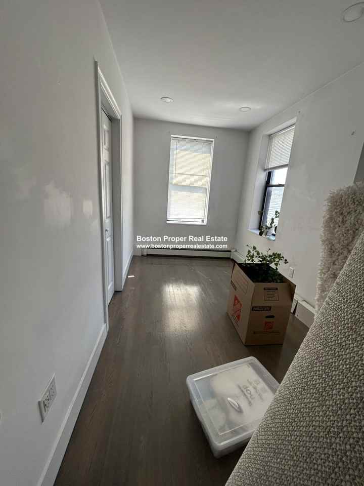 44 Joy St #8K - Photo 6 of 7