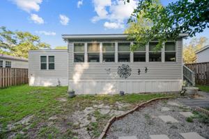 featured image of 2585 Fairway Dr Sw #NA