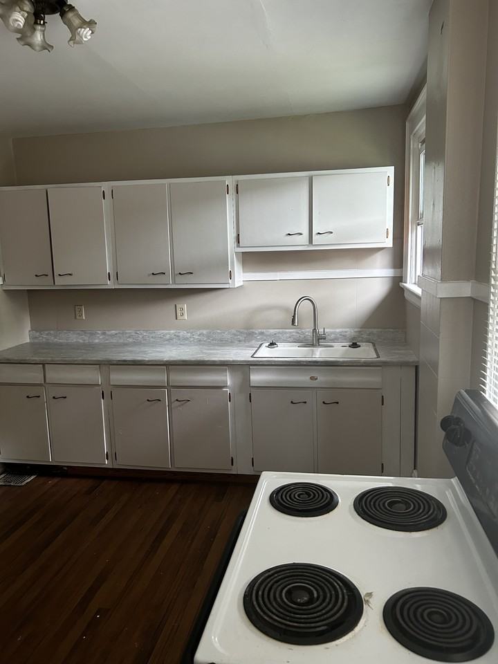 3617 Myrtle Ave #2 - Photo 3 of 17