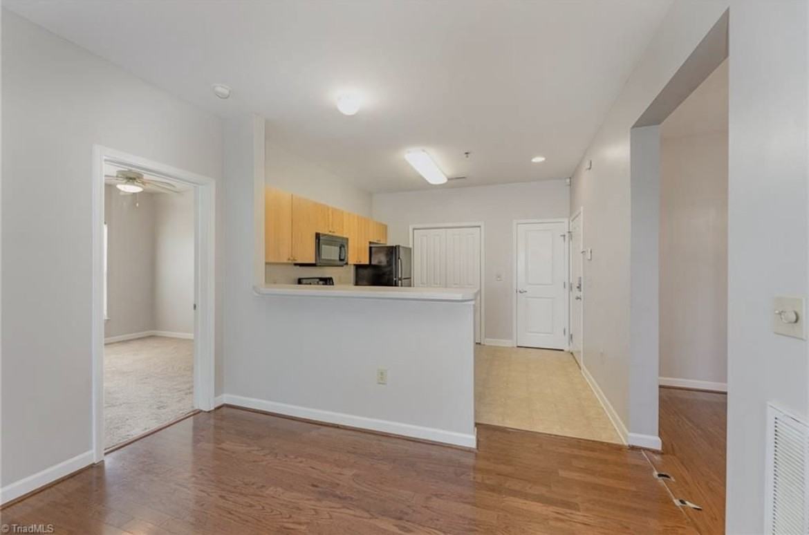 102 Campus Walk Trl #201 - Photo 6 of 19