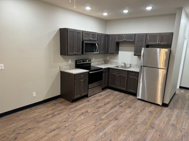 1008 N Rolla St #301