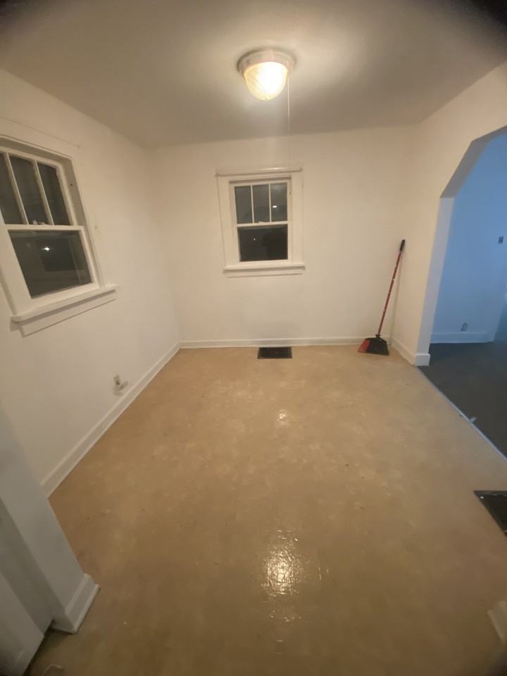 644 Anna Ave #NA - Photo 3 of 10