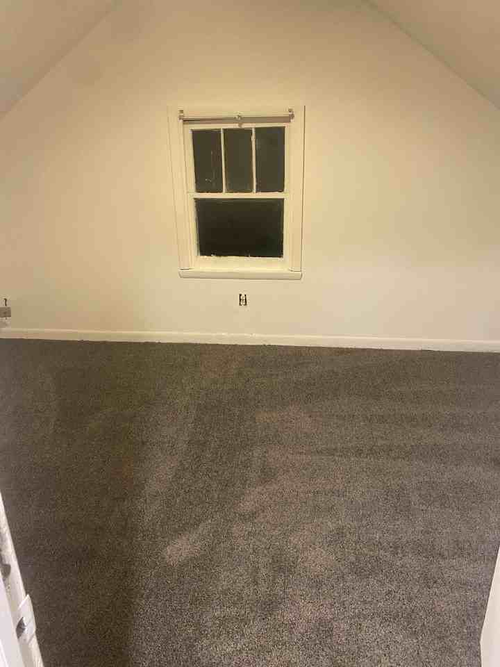 644 Anna Ave #NA - Photo 6 of 10