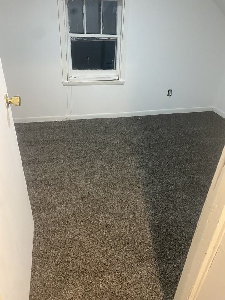 644 Anna Ave #NA - Photo 7 of 10