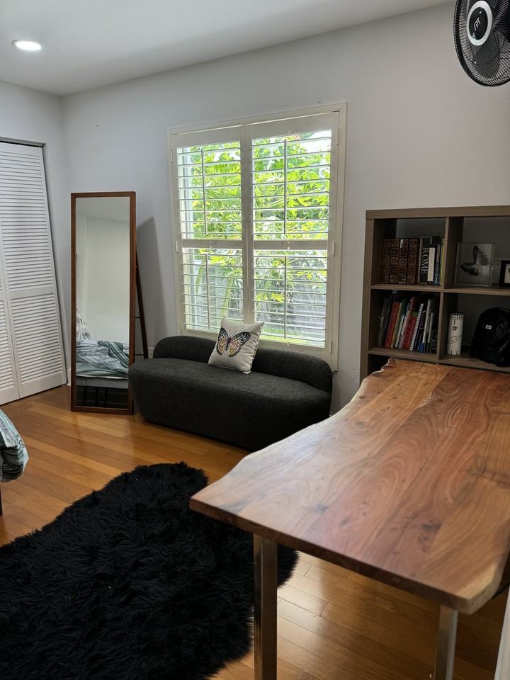 8139 Las Palmas Way #NA - Photo 7 of 48