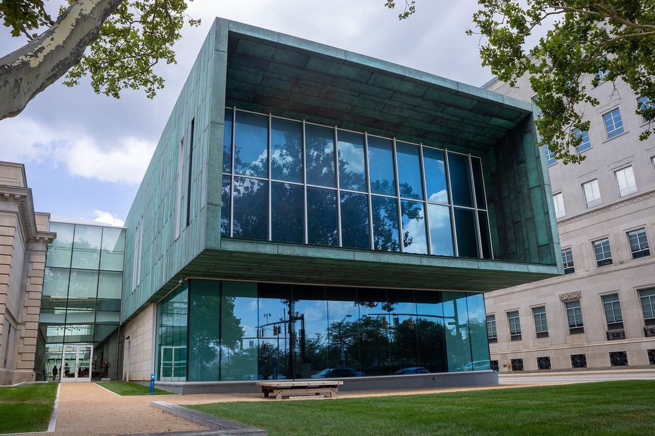 Washington Park Apartments - Photo 3 of 10