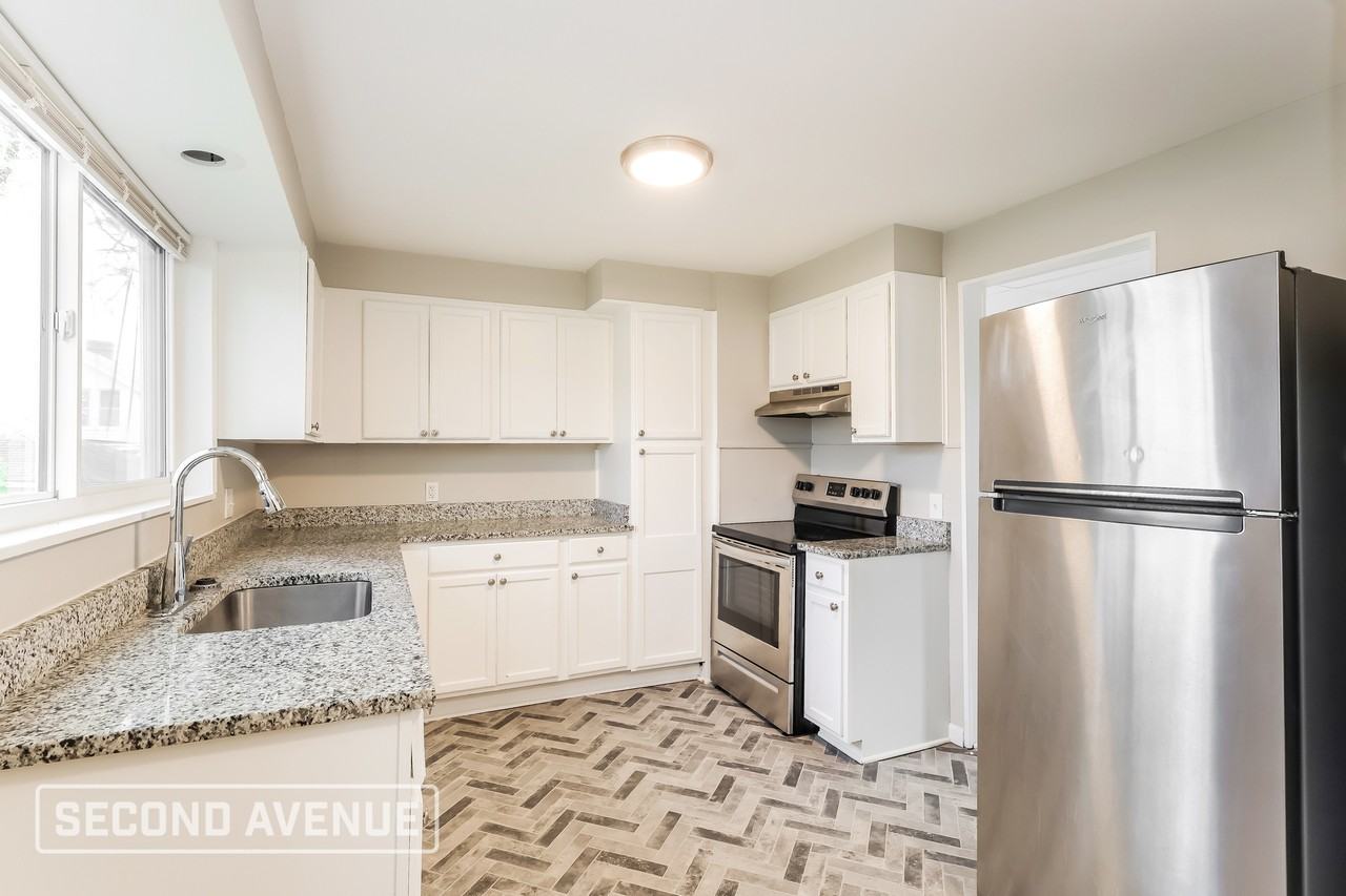 5609 Rolston Ave - Photo 2 of 23