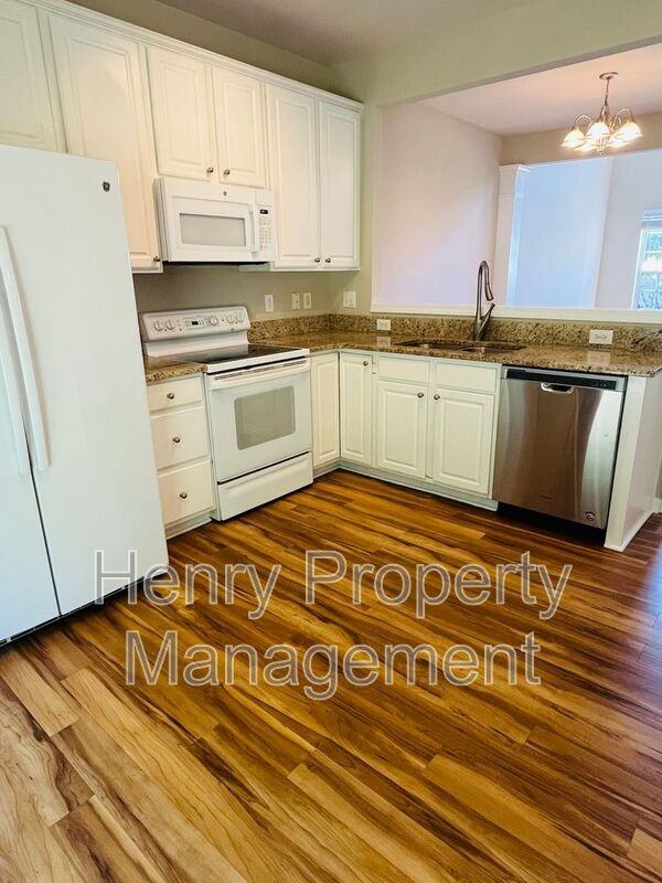 200 Berlin Way - Photo 5 of 18