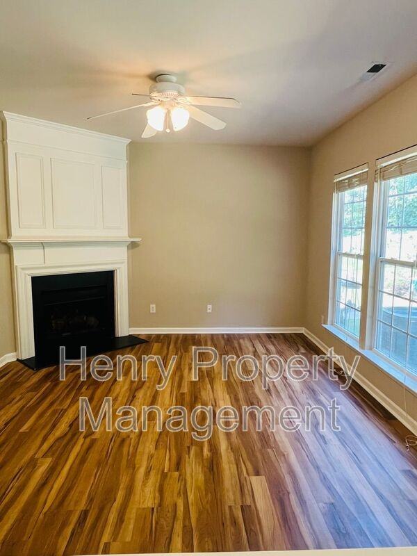 200 Berlin Way - Photo 6 of 18