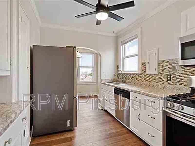 239 The Boulevard #2 - Photo 2 of 21