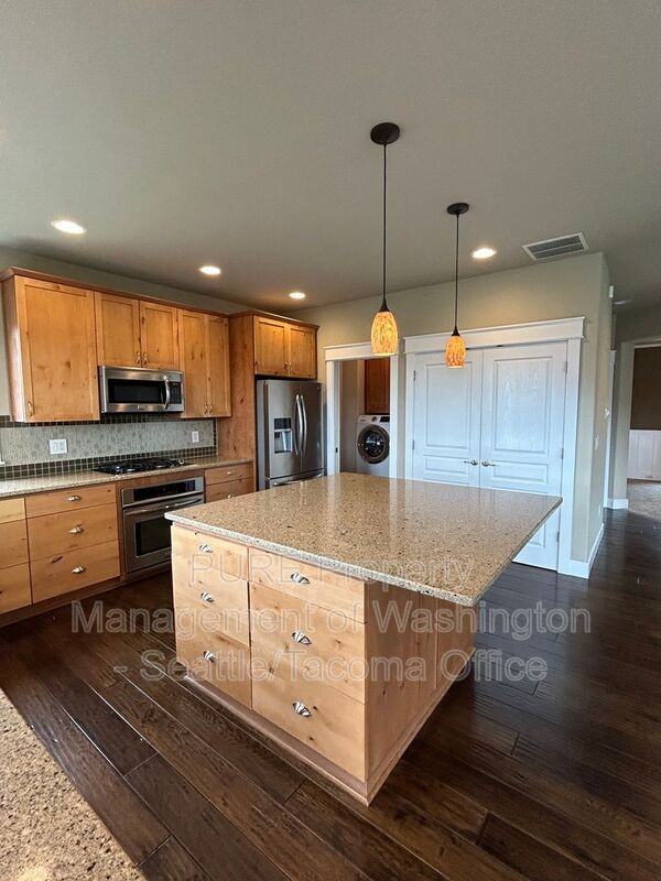 16801 140th Ave E - Photo 6 of 33