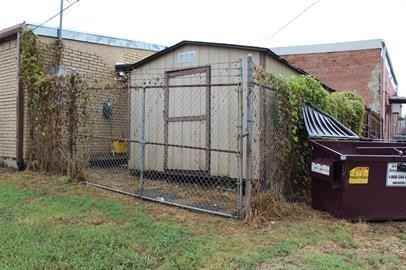 115 North Houston Street - Photo 2 of 3