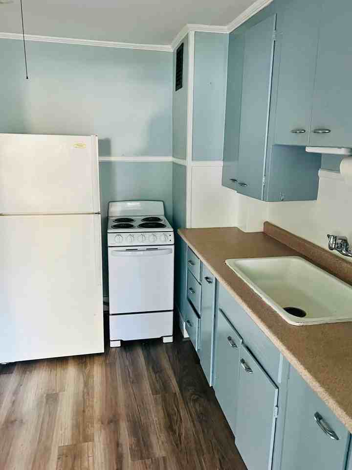 147 Essex Street - Photo 2 of 6