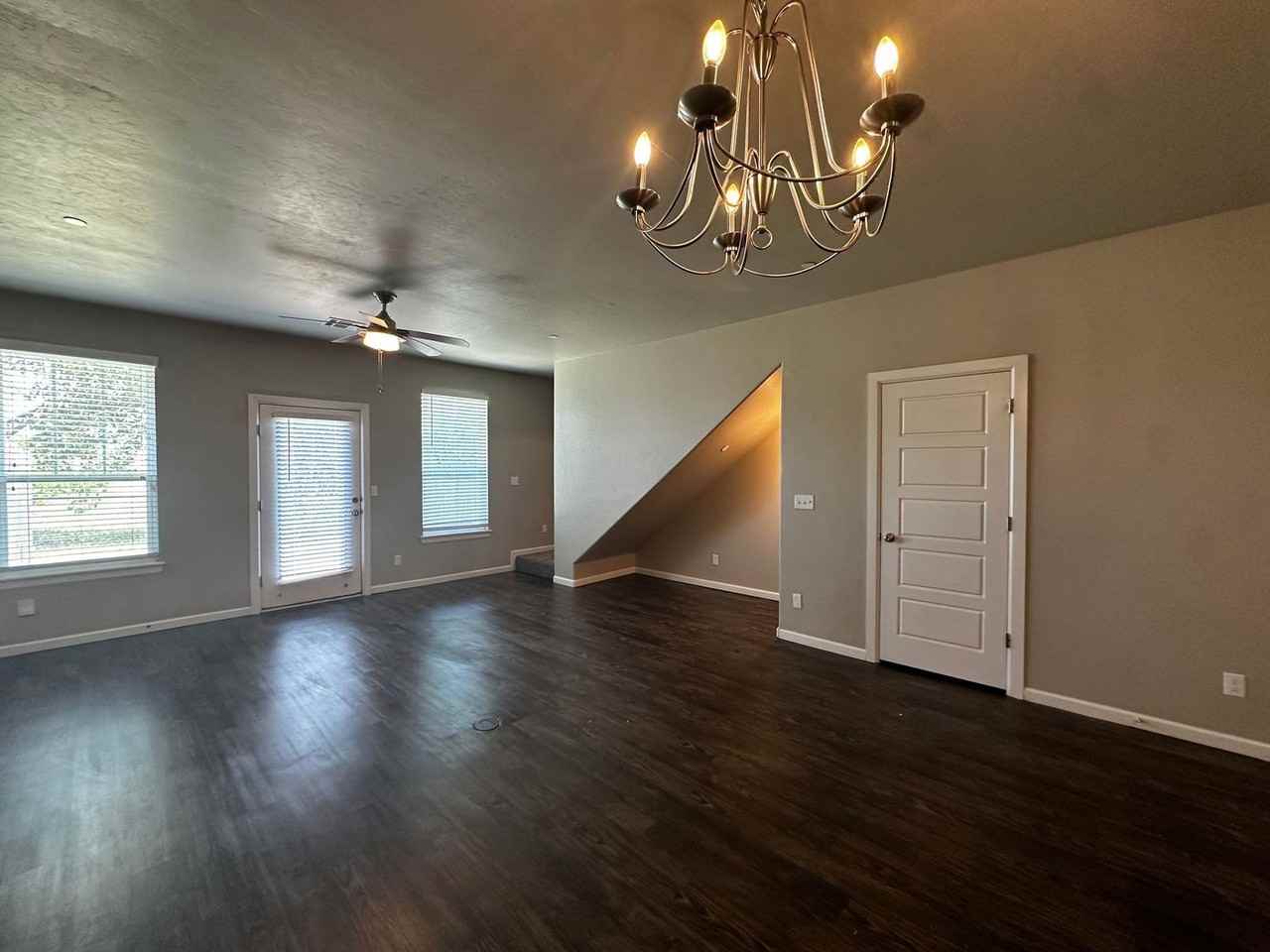 745 Sw 14th St - Photo 6 of 36