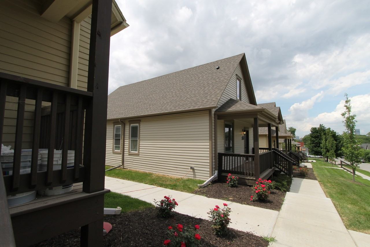 3117 S 22nd St - Photo 6 of 28