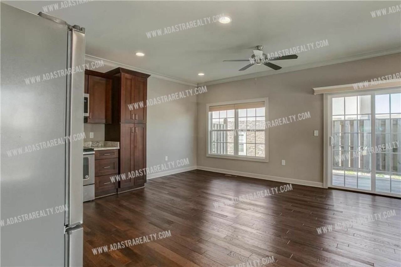 15852 Valleyview Dr - Photo 7 of 26