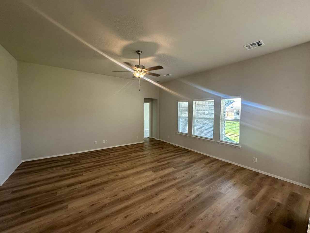 13143 South 72nd East Avenue - Photo 4 of 29