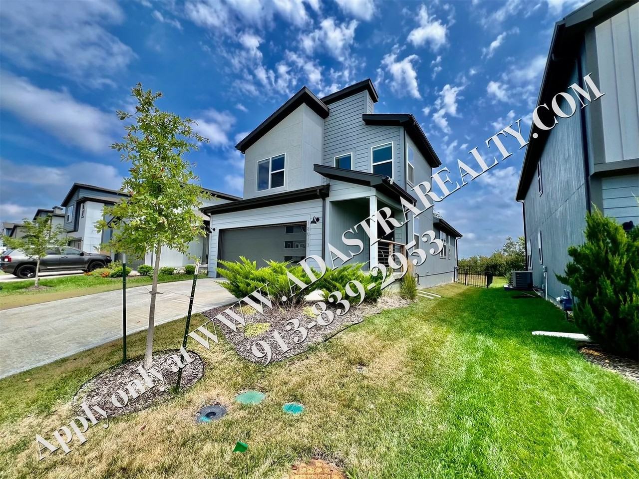 18013 Hauser St - Photo 4 of 34