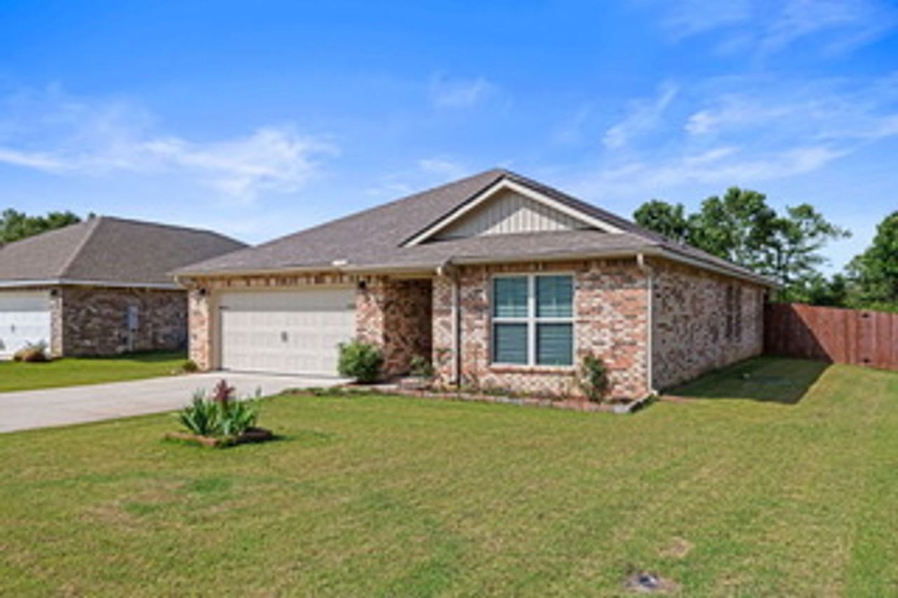 1127 Colonial Dr Sw - Photo 2 of 29