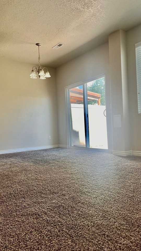 3809 S Clare Dr - Photo 3 of 13