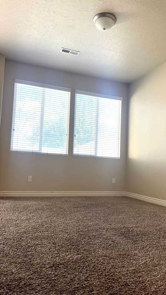 3809 S Clare Dr - Photo 4 of 13