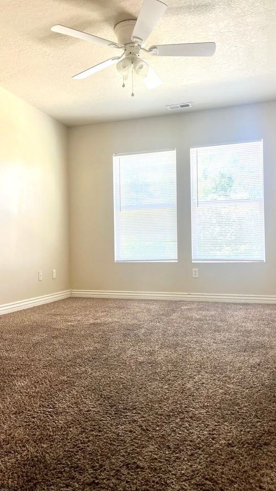 3809 S Clare Dr - Photo 5 of 13