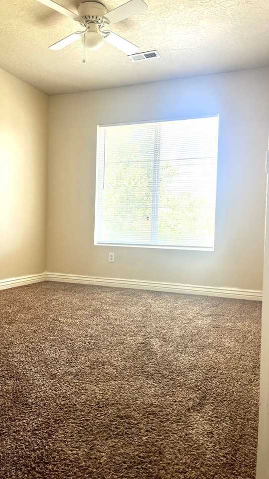 3809 S Clare Dr - Photo 6 of 13