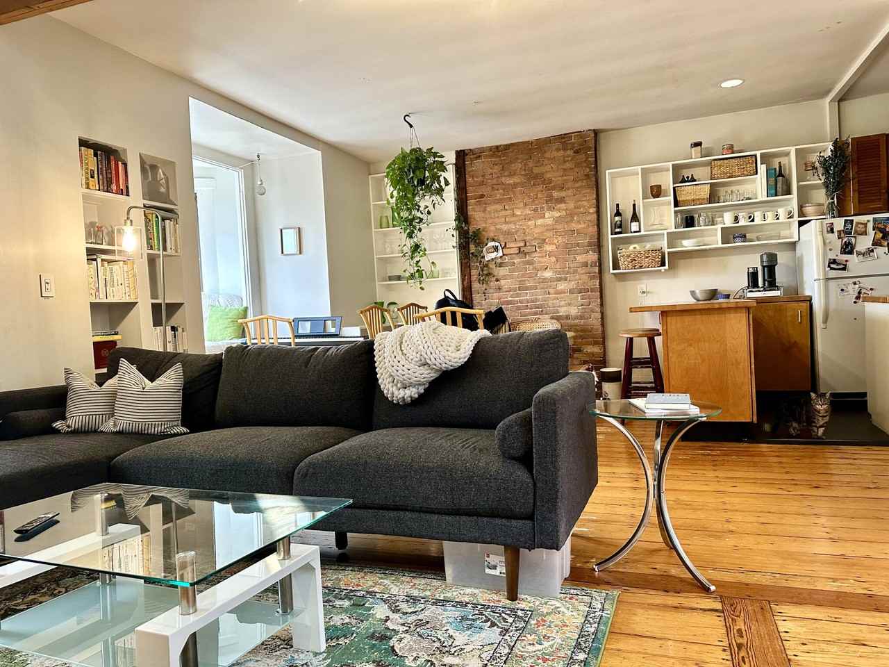 540 Massachusetts Ave #4 - Photo 3 of 25