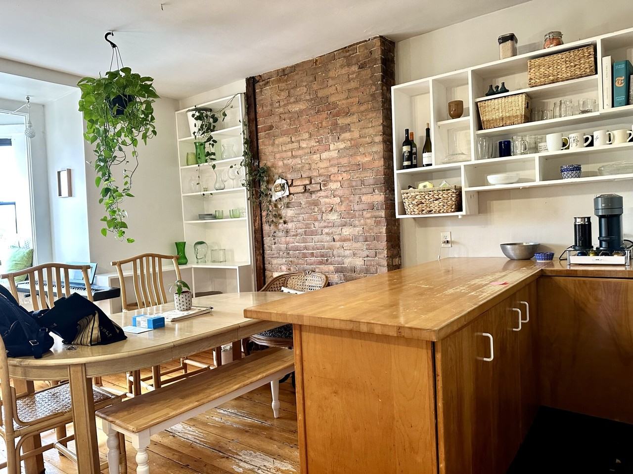 540 Massachusetts Ave #4 - Photo 5 of 25