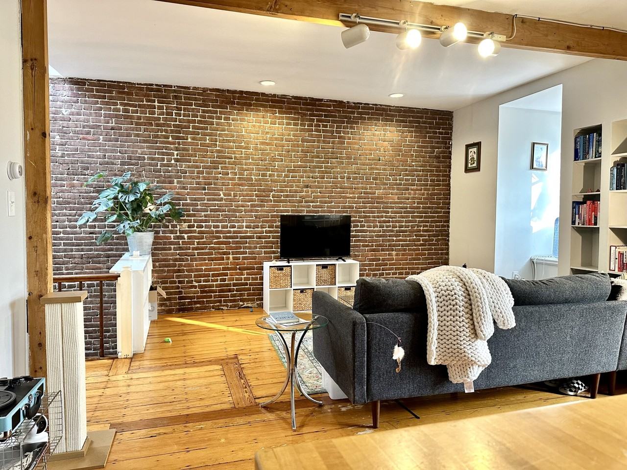 540 Massachusetts Ave #4 - Photo 7 of 25