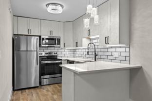404 W Adams - Photo 1 of 1