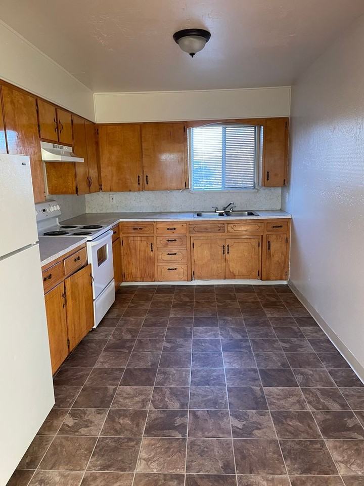 1575 Olive Ave #06 - Photo 2 of 16