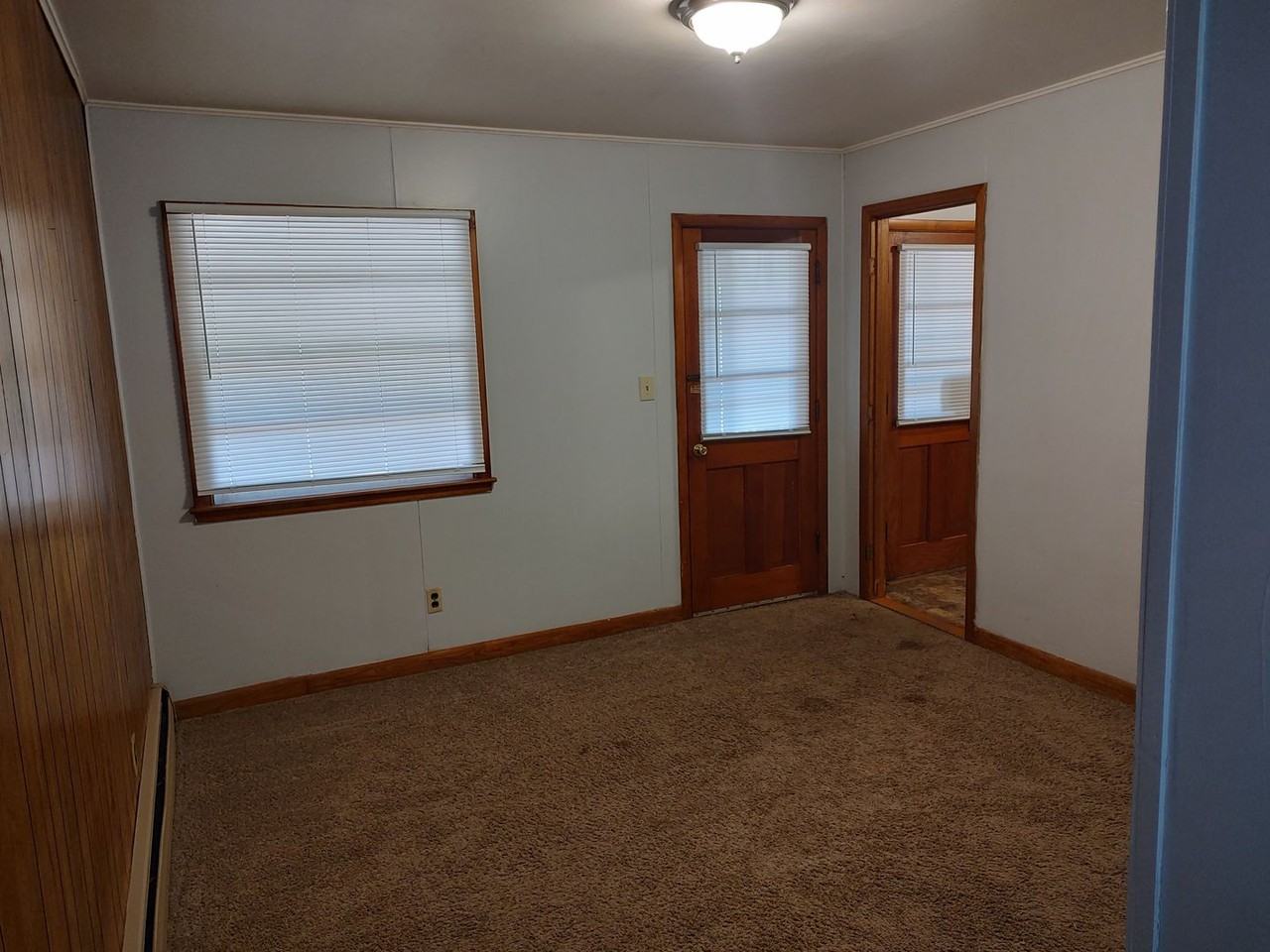 Little Pines 605 E. Cedar St. - Photo 3 of 4