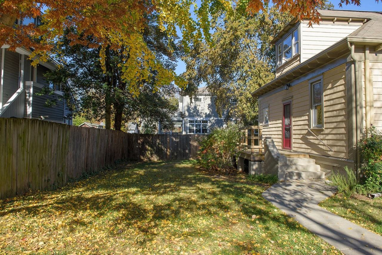 530 First St - Photo 3 of 25