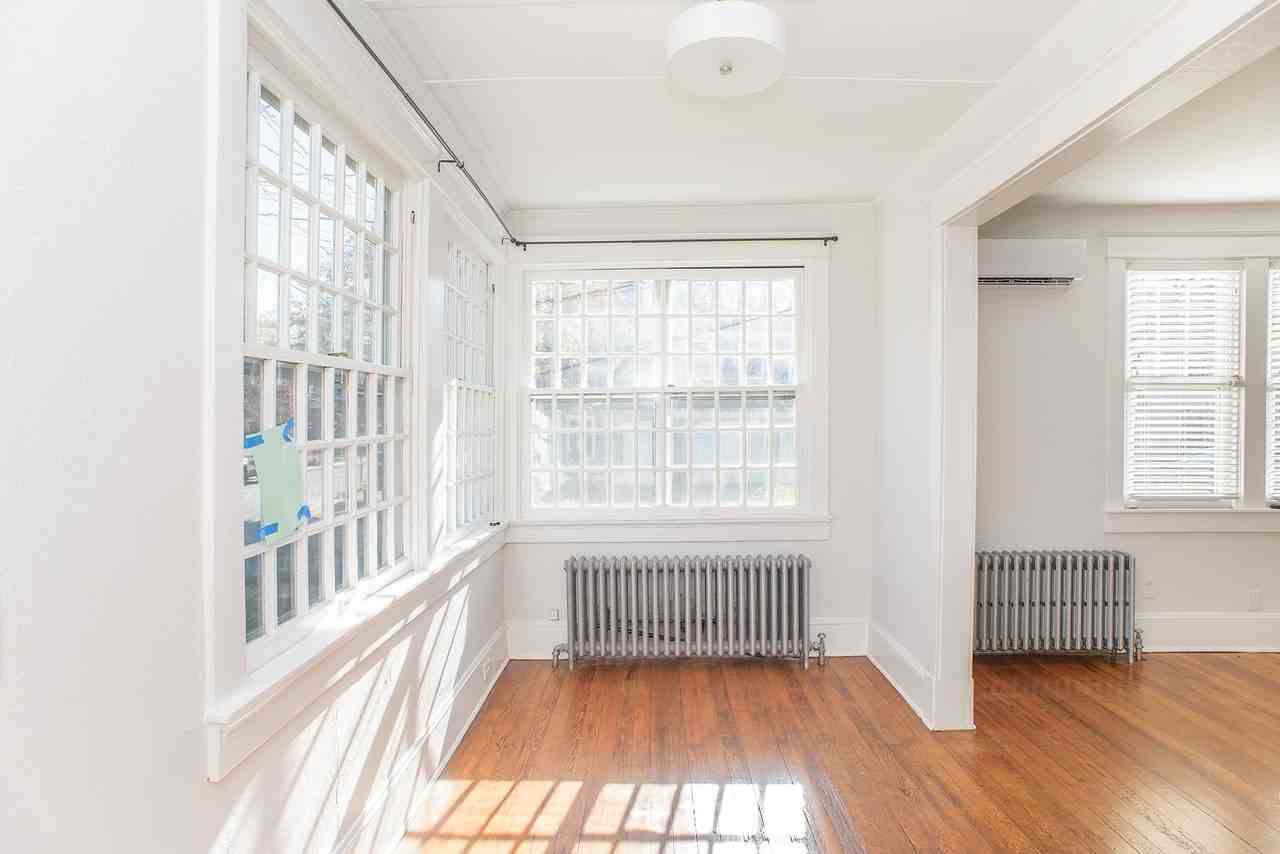 530 First St - Photo 5 of 25