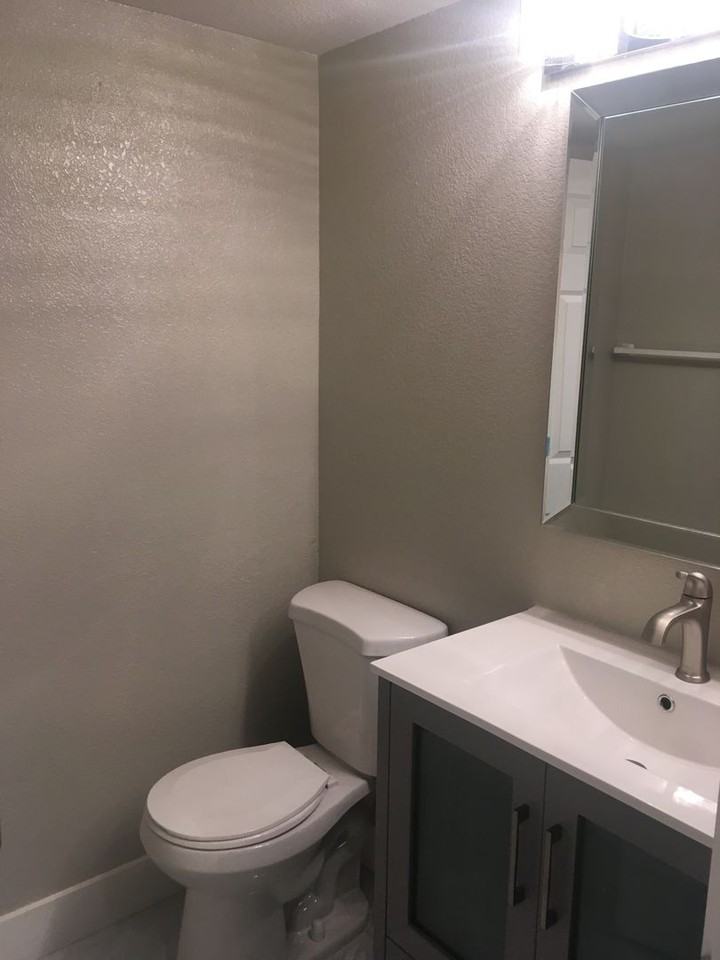 1675 Vernon St #34 - Photo 7 of 10